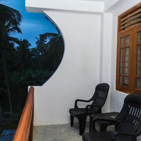 Sky Garden Mini Hotel Mirissa Exterior foto
