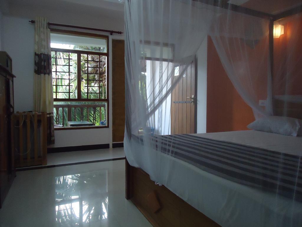 Sky Garden Mini Hotel Mirissa Exterior foto